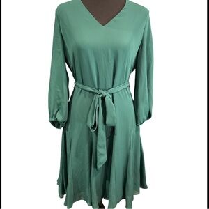 🔵 WHBM Green V-Neck Bishop Sleeve A-Line Drop Waist Godet Belted Dress size 6